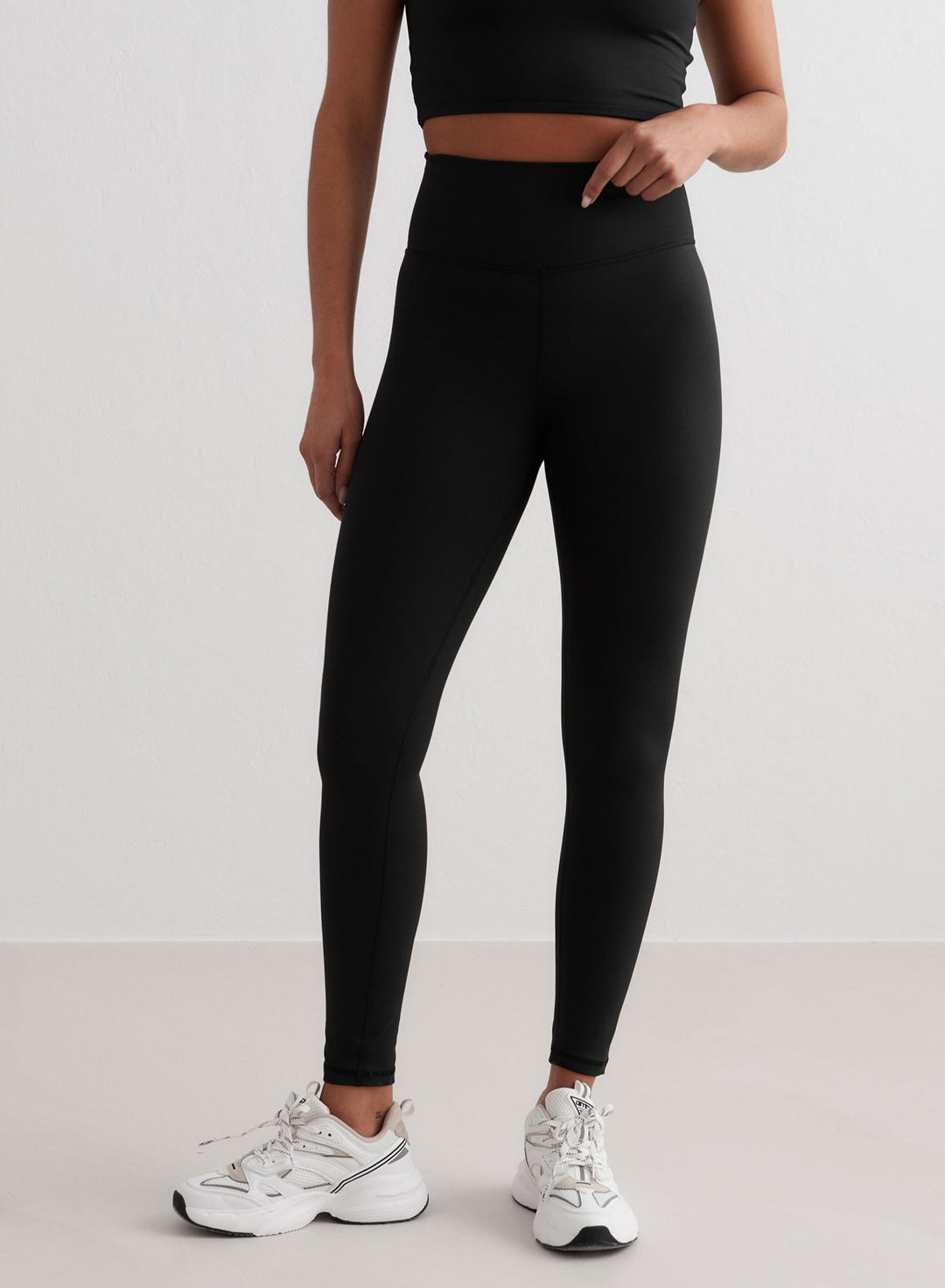 Black Edge Core Tights – AIMN NZ