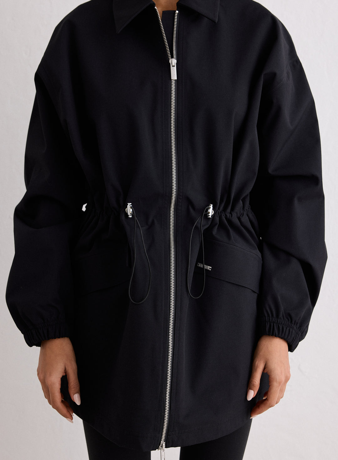 black-waterproof-zip-jacket_02